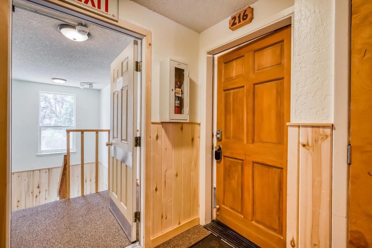 Lovely Lifts West Getaway Red River Exterior photo
