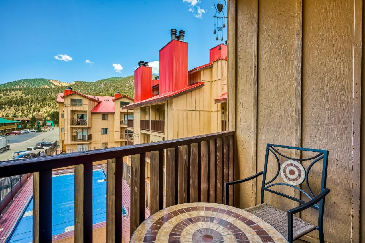 Lovely Lifts West Getaway Red River Exterior photo